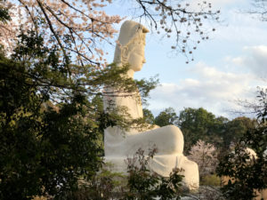 高台寺から見える霊山観音