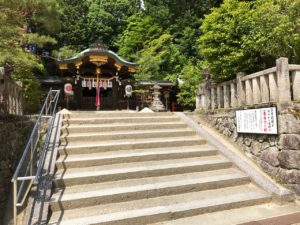 八大神社の本殿