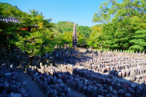 祇王寺周辺の化野念仏寺