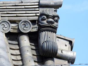 法住寺の鬼瓦