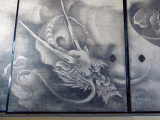 建仁寺の雲龍図襖絵
